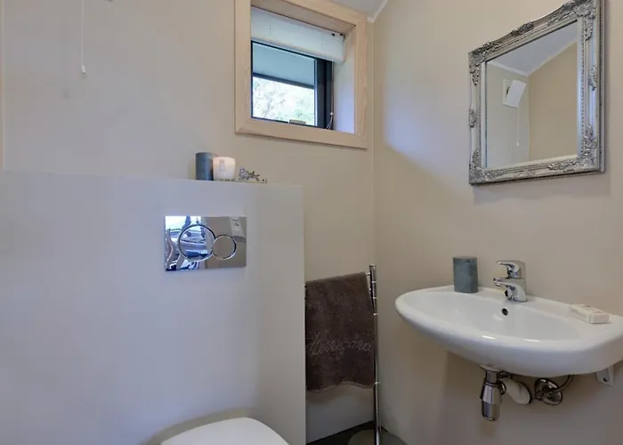 Modern With 3 Bedrooms And Balcony Leilighet Beitostolen
